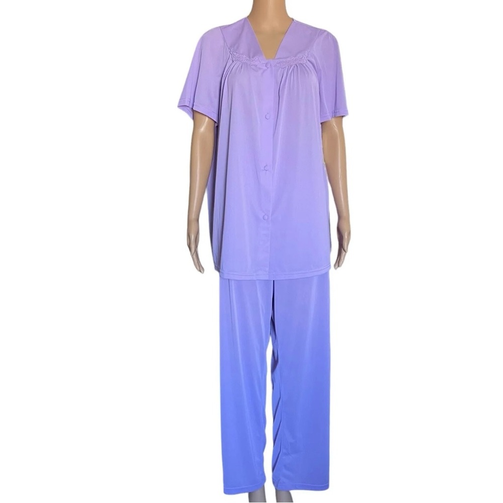 Líssome  pijamas 2 pc set Woman’s Size L purple